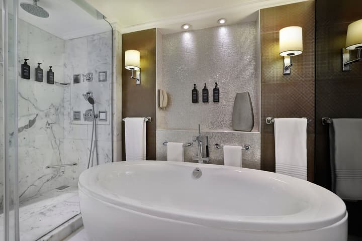 Sheraton Dubai Creek Hotel & Towers