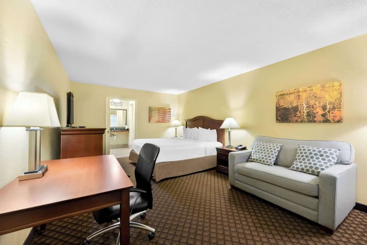 Best Western Coach House