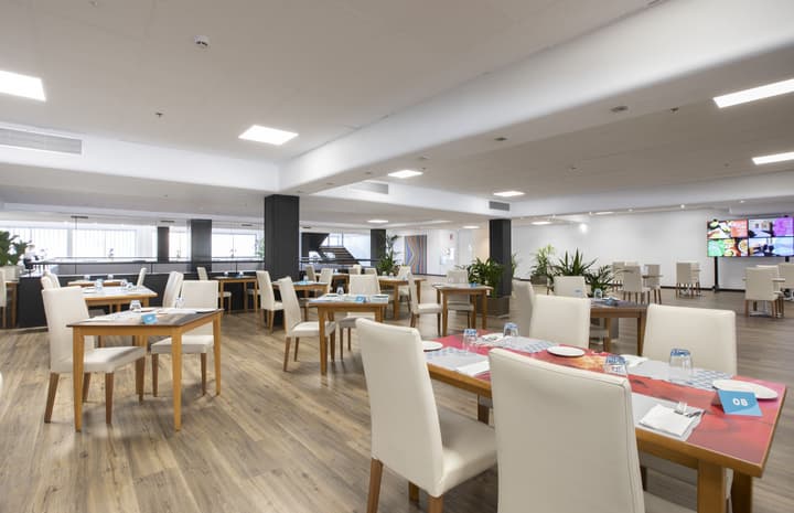 Hotel Chamartin The One