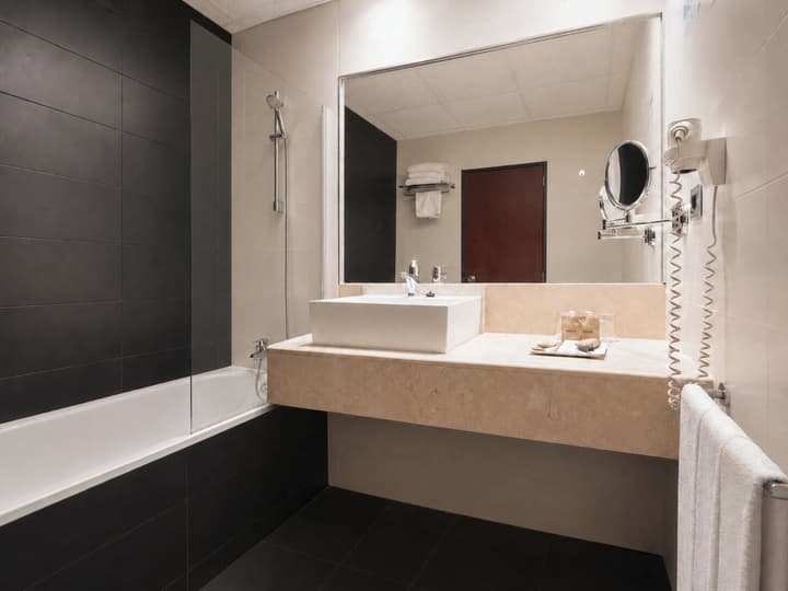 Hotel Chamartin The One