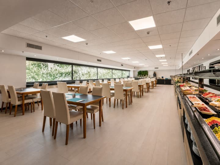 Hotel Chamartin The One