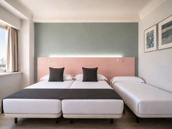 Hotel Chamartin The One