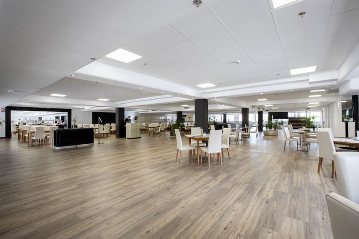 Hotel Chamartin The One