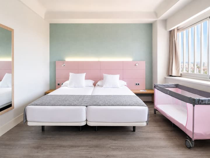 Hotel Chamartin The One