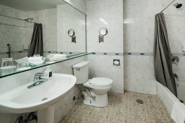 Congress Plaza Hotel