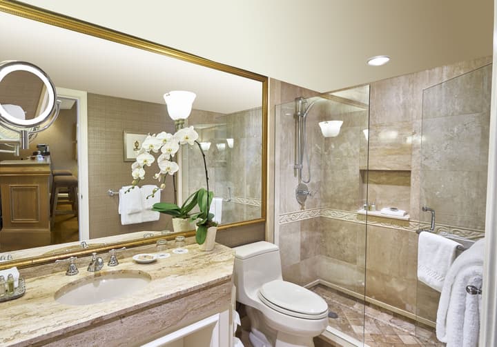 Wedgewood Hotel & Spa