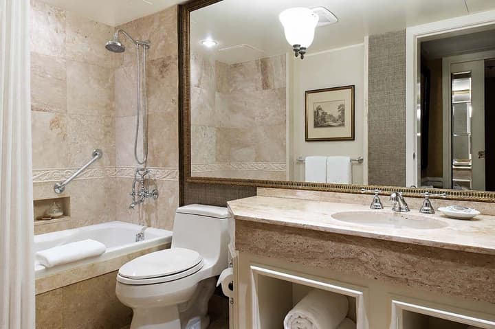 Wedgewood Hotel & Spa