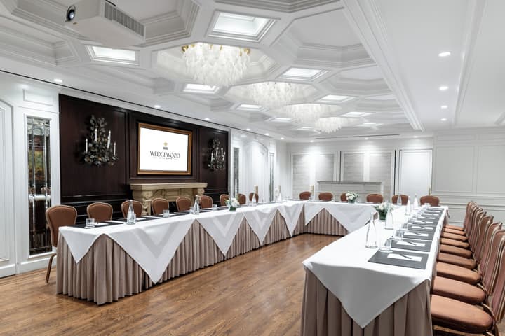 Wedgewood Hotel & Spa