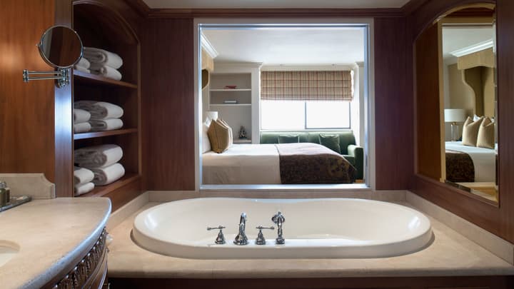 Wedgewood Hotel & Spa
