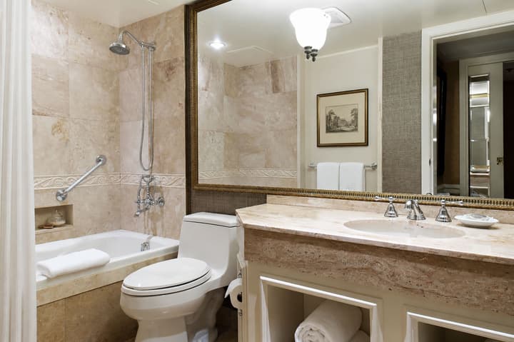 Wedgewood Hotel & Spa