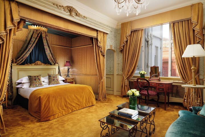 The Gore London – Starhotels Collezione