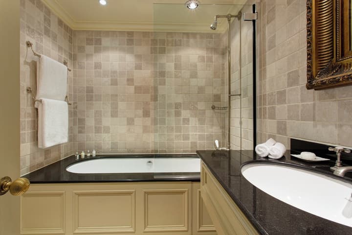 The Gore London – Starhotels Collezione