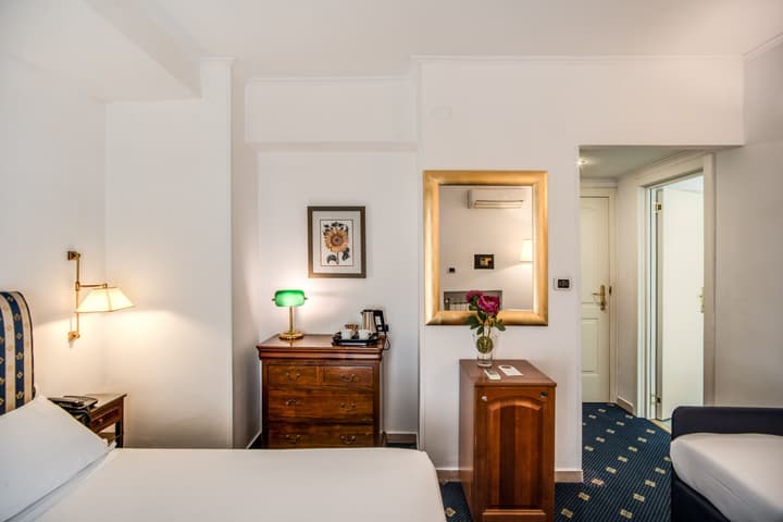 Napoleon Hotel