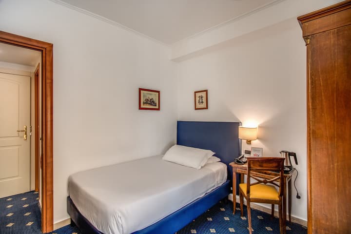 Napoleon Hotel