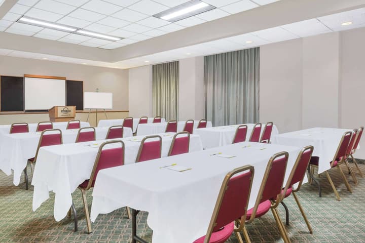 Days Inn by Wyndham Amarillo East