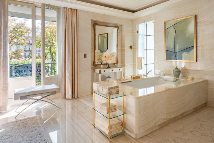 Four Seasons Hotel George V