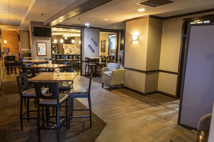 Best Western Plus Toronto Airport Hotel