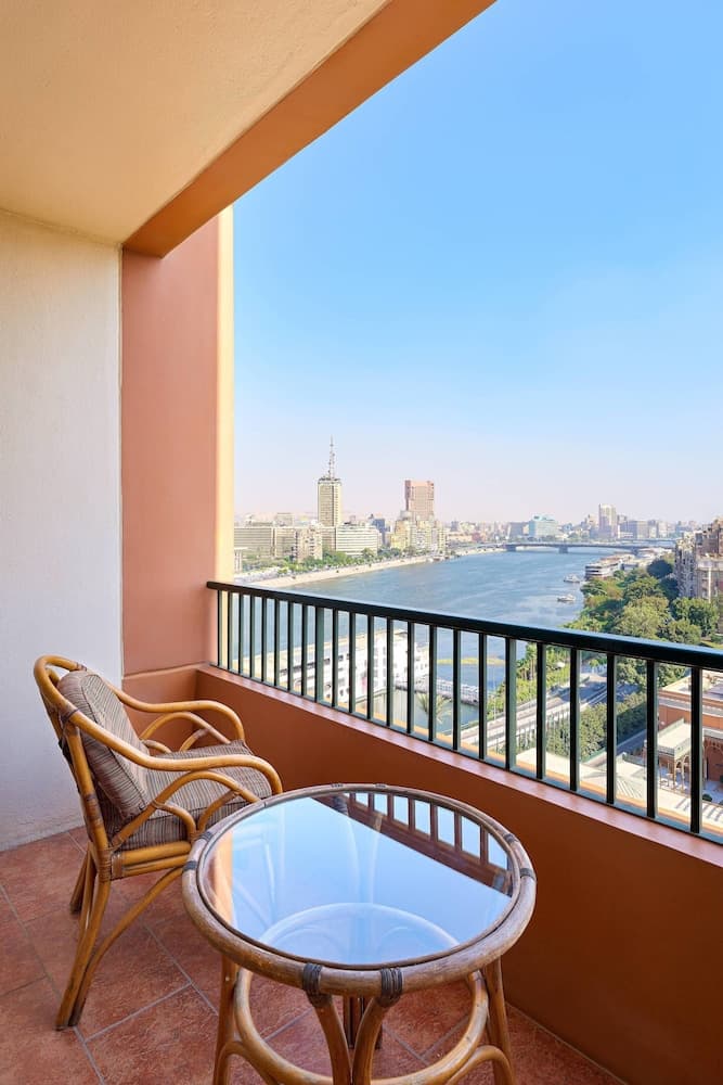 Cairo Marriott Hotel & Omar Khayyam Casino