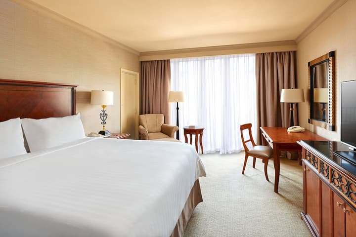 Cairo Marriott Hotel & Omar Khayyam Casino