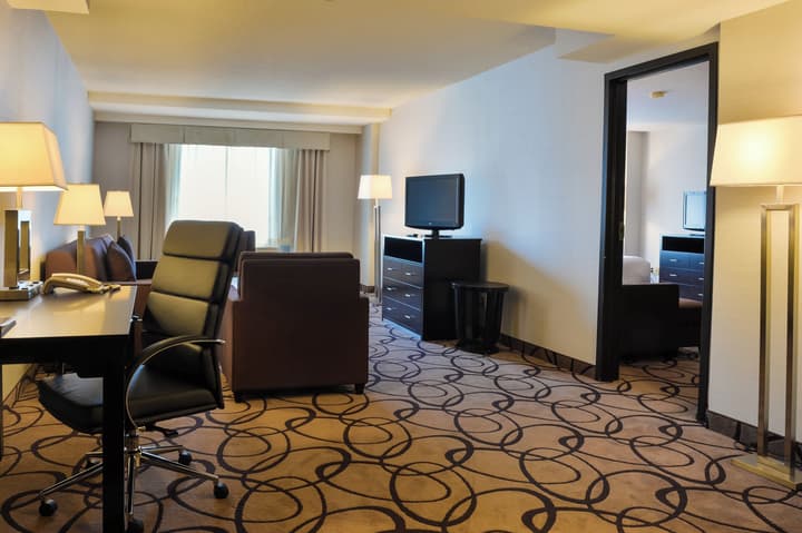 Holiday Inn Montréal Centre-Ville Downtown by IHG