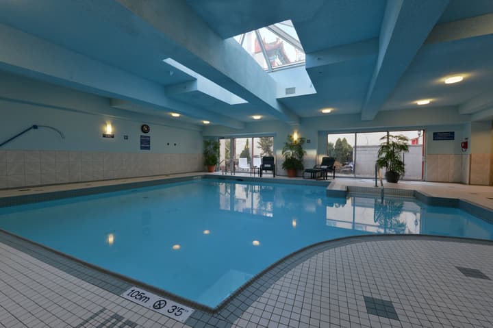 Holiday Inn Montréal Centre-Ville Downtown by IHG