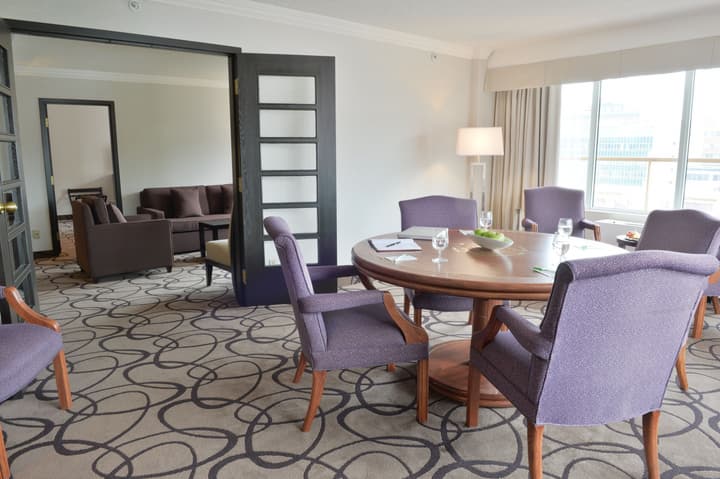 Holiday Inn Montréal Centre-Ville Downtown by IHG