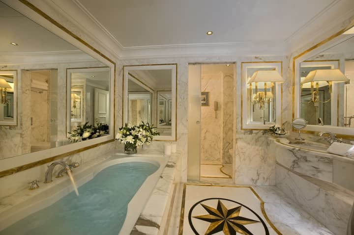 Royal Olympic Hotel