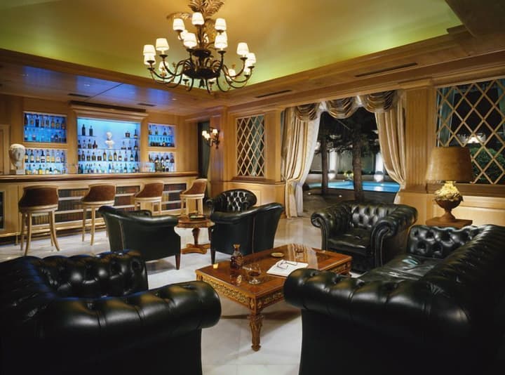 Royal Olympic Hotel