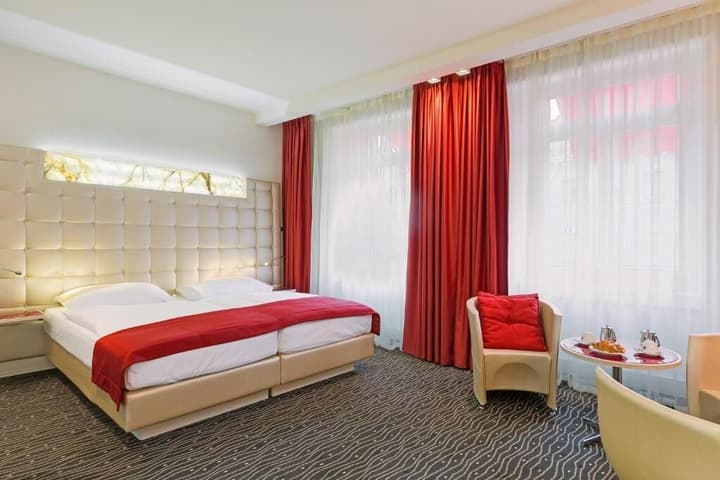 St Gotthard Hotel