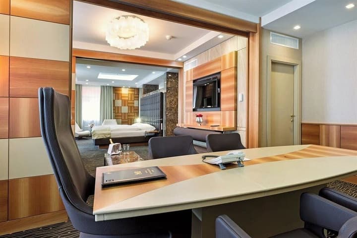 St Gotthard Hotel
