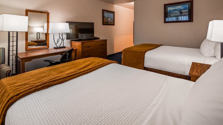 Best Western Valdez Harbor Inn