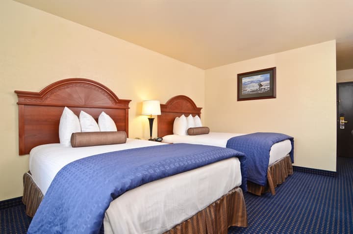 Best Western Valdez Harbor Inn