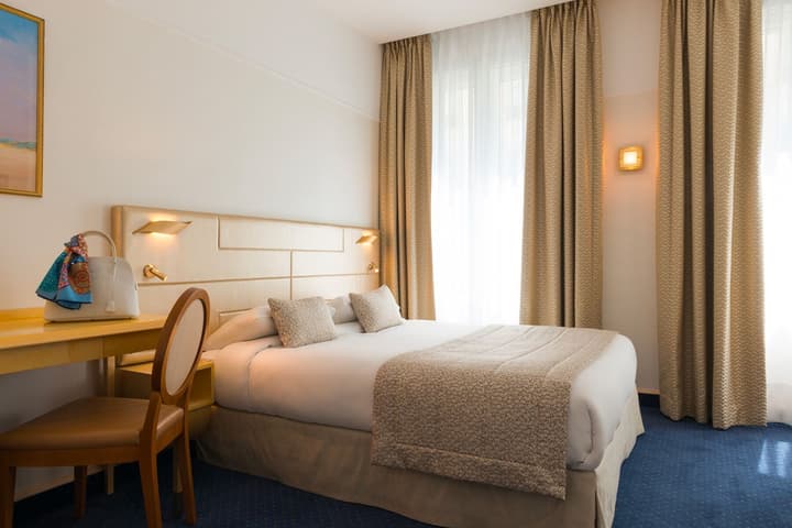 Atlantic Hotel