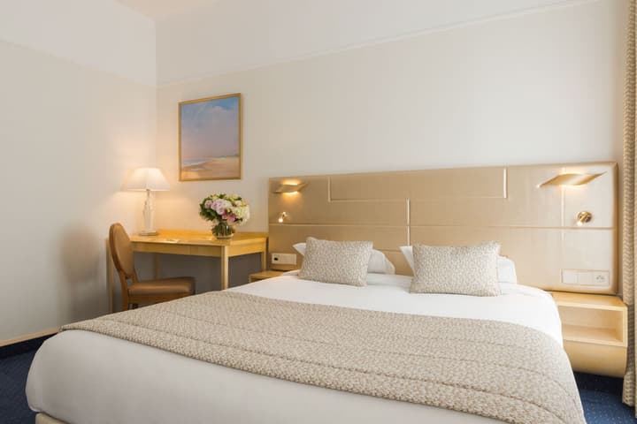 Atlantic Hotel