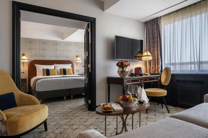 Hotel Barsey by Warwick