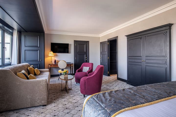 Hotel Barsey by Warwick