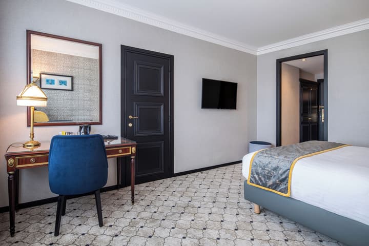 Hotel Barsey by Warwick