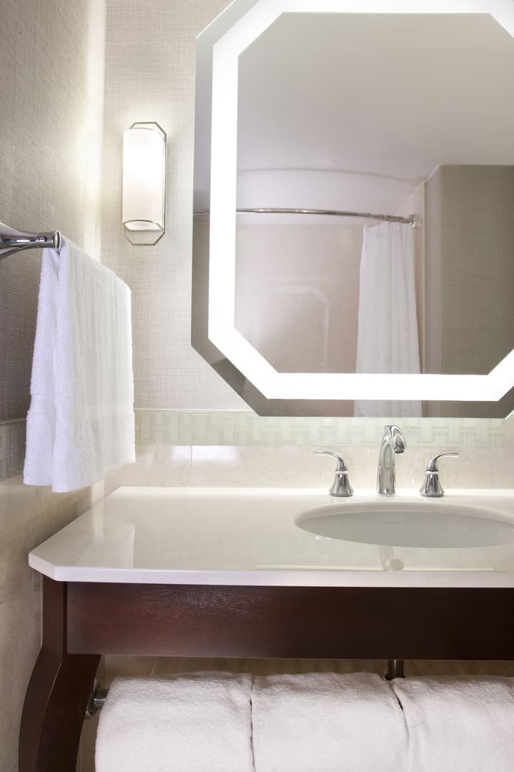 Sheraton New Orleans Hotel