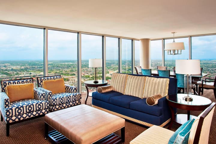 Sheraton New Orleans Hotel