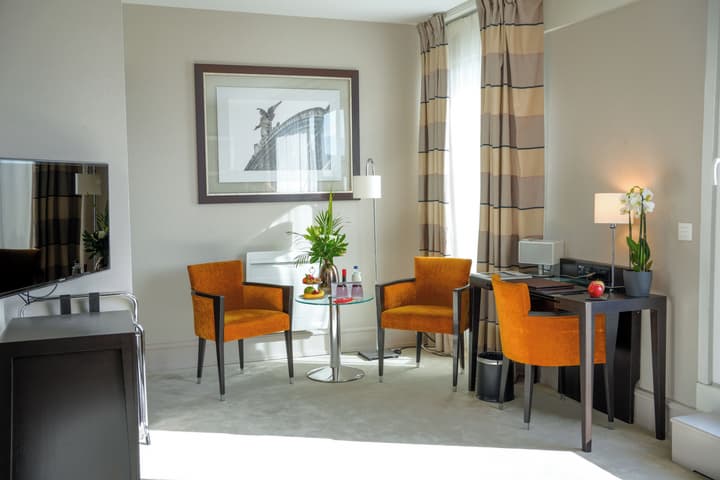 Hotel Auteuil