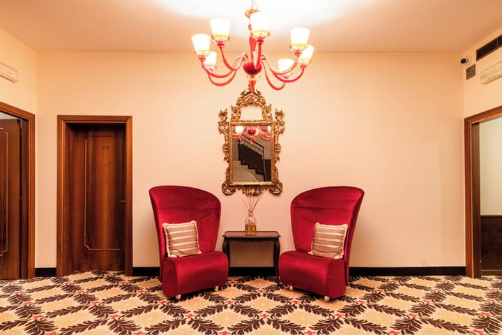 Amadeus Hotel