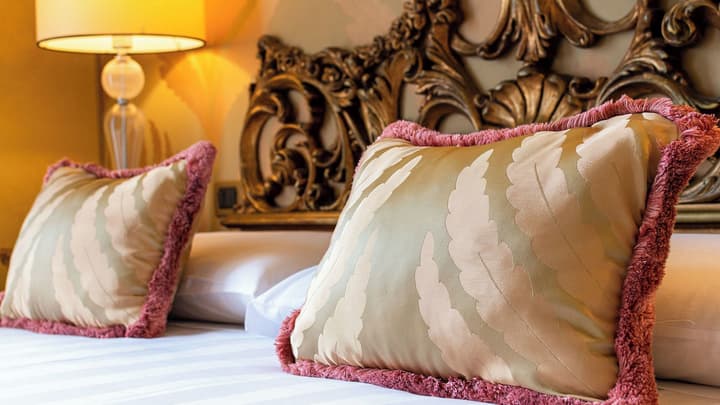 Amadeus Hotel
