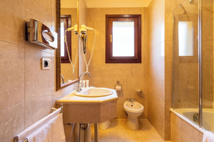 Amadeus Hotel