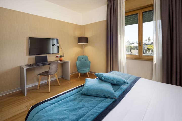 Best Western Plus City Hotel