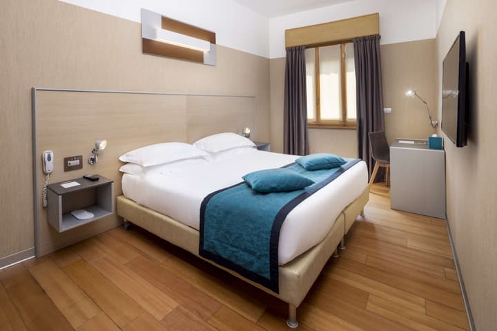 Best Western Plus City Hotel
