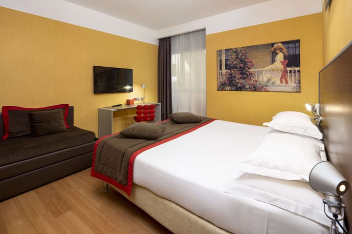 Best Western Plus City Hotel