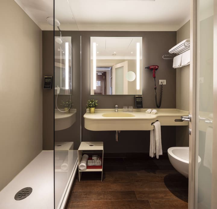 Best Western Plus City Hotel