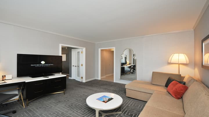 InterContinental Kansas City at The Plaza by IHG