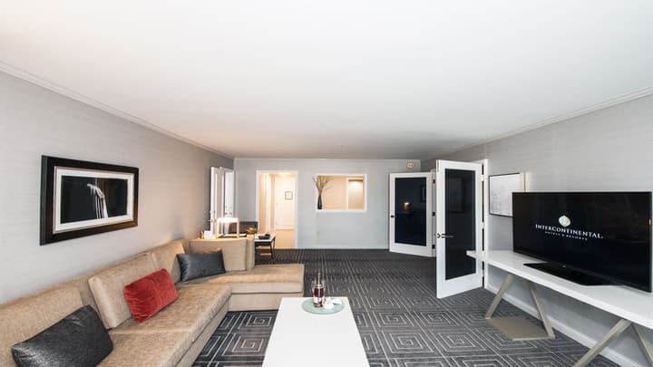 InterContinental Kansas City at The Plaza by IHG