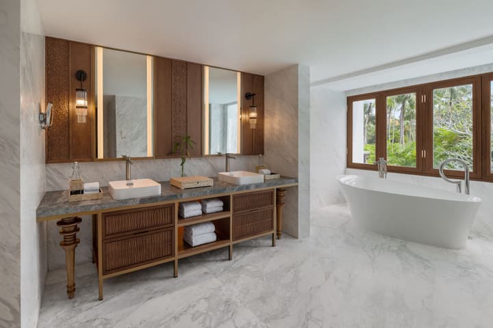 The Laguna, a Luxury Collection Resort & Spa, Nusa Dua, Bali